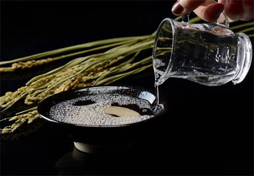 白酒和蜂蜜怎么发酵面食