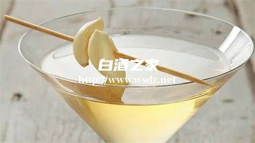 大蒜泡白酒多久可以喝