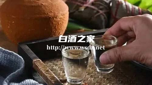 米酒和白酒哪个养生功效好