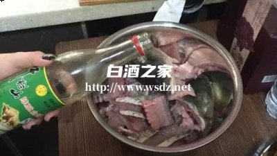 做鱼可以放白酒吗