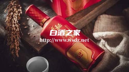 过节送长辈白酒好还是红酒好