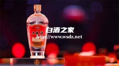 白酒白云边多少钱一瓶