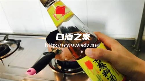 白酒炒菜酒精会挥发吗