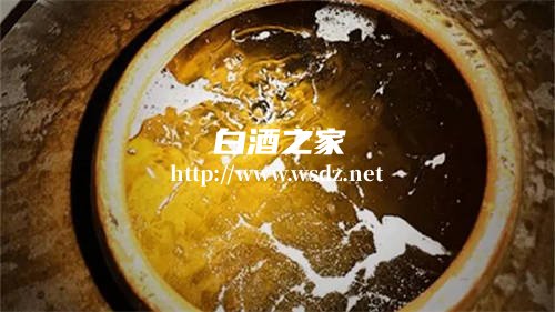 白酒颜色发黄怎么变成白色