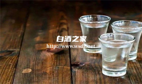 用什么度数白酒烧菜好看