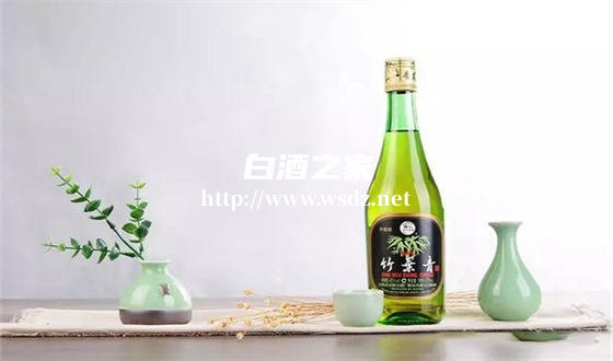 和女生吃饭喝什么白酒