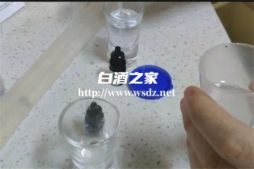 自己怎么检测白酒甲醇超标