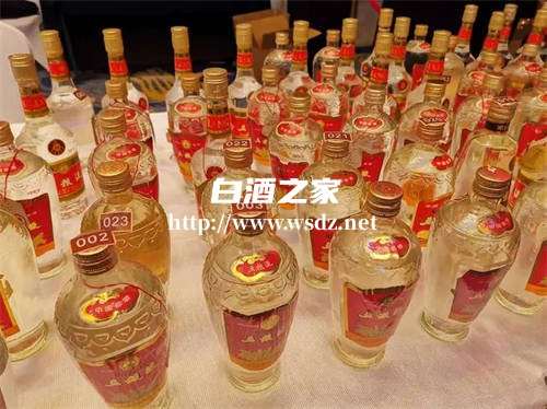 五粮国宾酒52度精酿多少钱一瓶