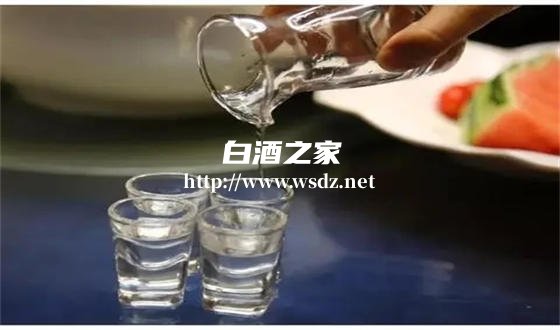 喝白酒之前吃鸡蛋好吗  3