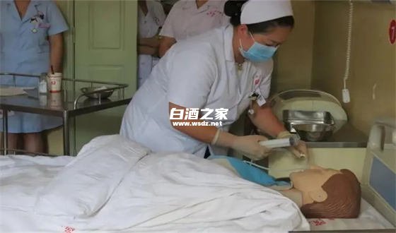 小孩误喝白酒怎么处理  3