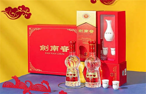 2016年白酒销量的排名  3