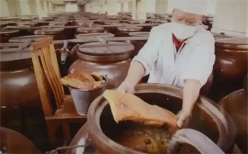 白酒里面为什么泡肥肉  1