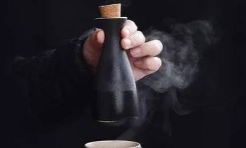 冬天喝白酒热一下好吗