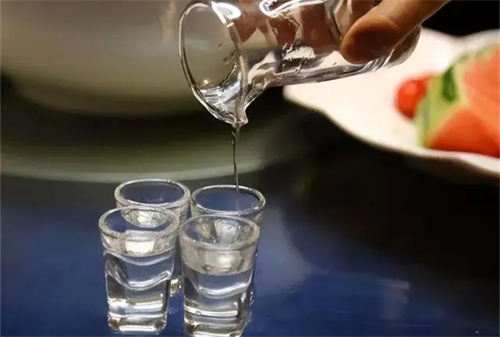 哪些公司不能买白酒  2