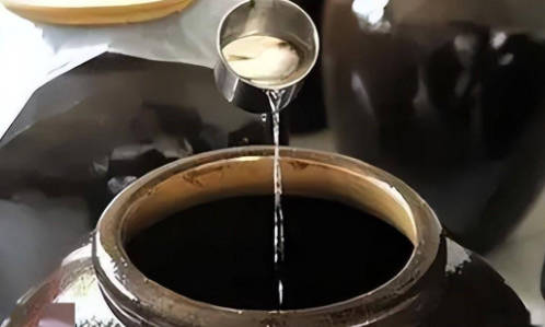 基酒和调味酒都可以直接喝吗，人久久白酒告诉你  3