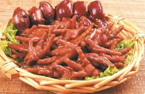 吃卤肉的时候适合喝白酒吗  3