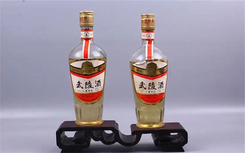 湖南地区喜欢喝的白酒品种  2