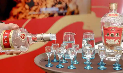 酱香浓香两者掺着喝会出现什么样子的变化  3