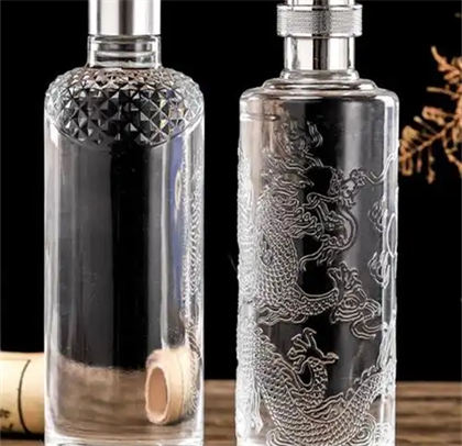 玻璃白酒瓶装白酒的好处  2