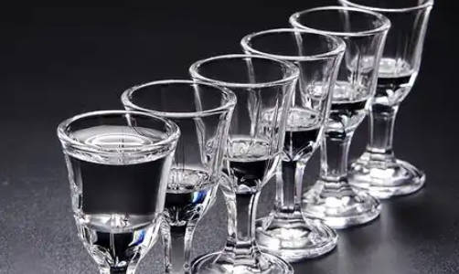 椰汁和白酒能一起喝会怎么样  3