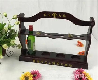 木质白酒架摆件在哪里买好