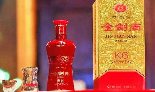 过年送酒100-200之间推荐，人久久白酒告诉你  2