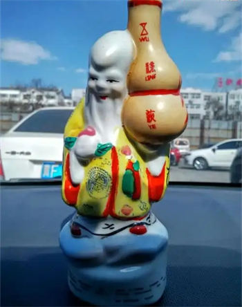 哪里能买到可以收藏的白酒瓶  3
