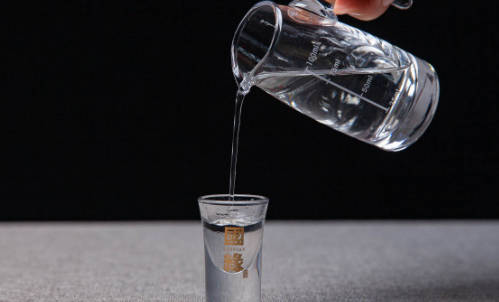 酱香型白酒没有酱香味正常吗