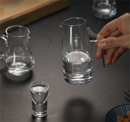 为什么酱香型白酒需要醒酒  2
