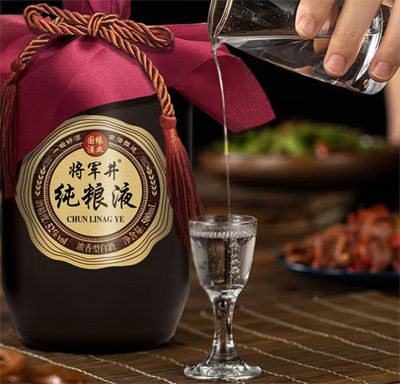 做白酒用什么方法发酵最好  2