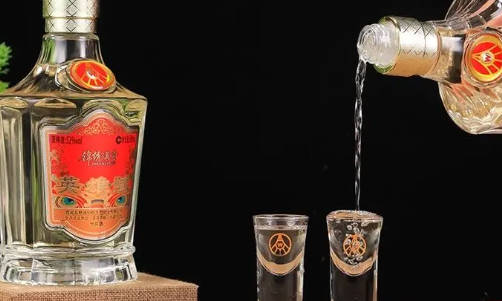 为什么喝白酒的时候会变胖啊  3