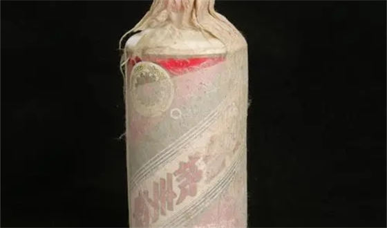 存了10年的白酒真的会更香吗？  2