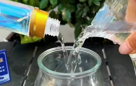 不同香型的白酒混用的危害  3