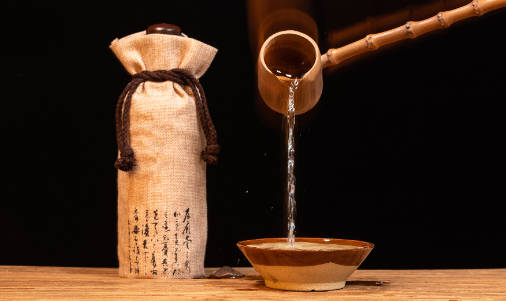喝白酒酒量是受到什么因素的影响的