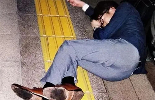 为何有人千杯不醉，有人一杯就倒？  2