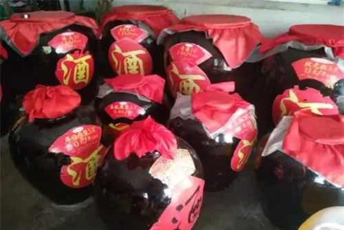 “纯粮酿造”就是好酒？检测报告揭露原料标签的真相  2