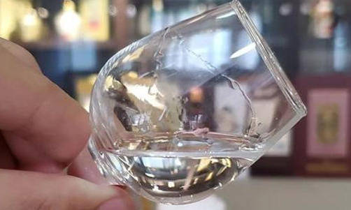 白酒与健康：适量饮用的利与弊  2