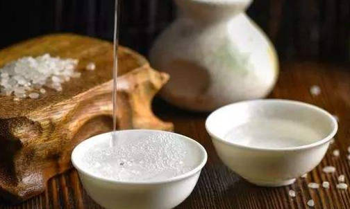 自制白酒靠谱不？别盲目尝试  2