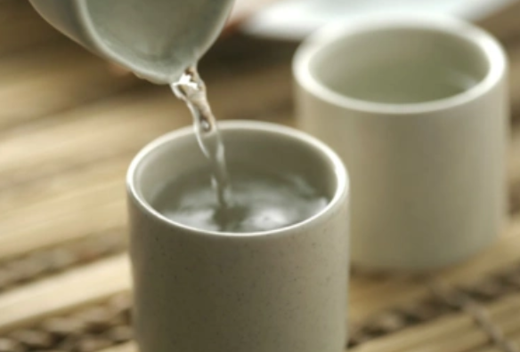 白酒熬高汤有酒味吗