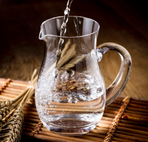 白酒白醋盐泡衣服作用  1