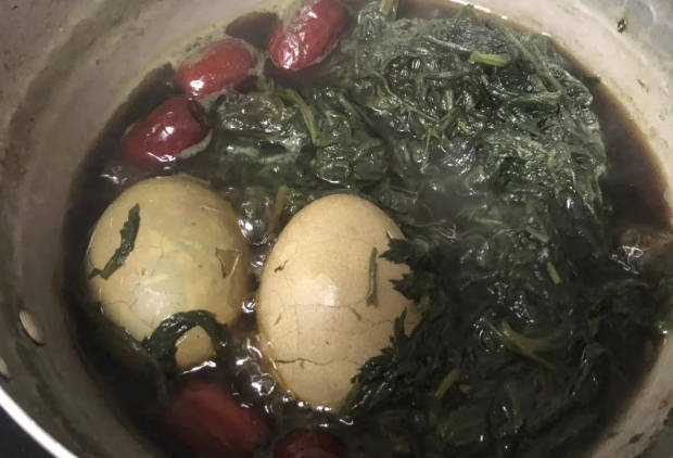 艾草白酒煮鸡蛋的功效有哪些？