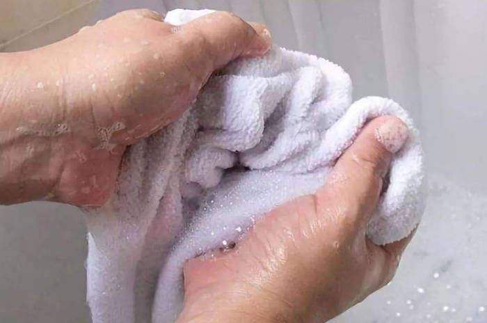 怎样用白酒洗毛巾？毛巾用白酒洗的好处及注意事项！