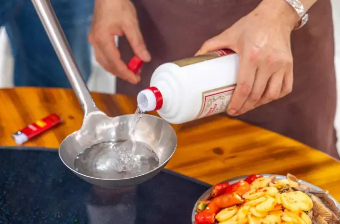 白酒如何去除肉的臭味